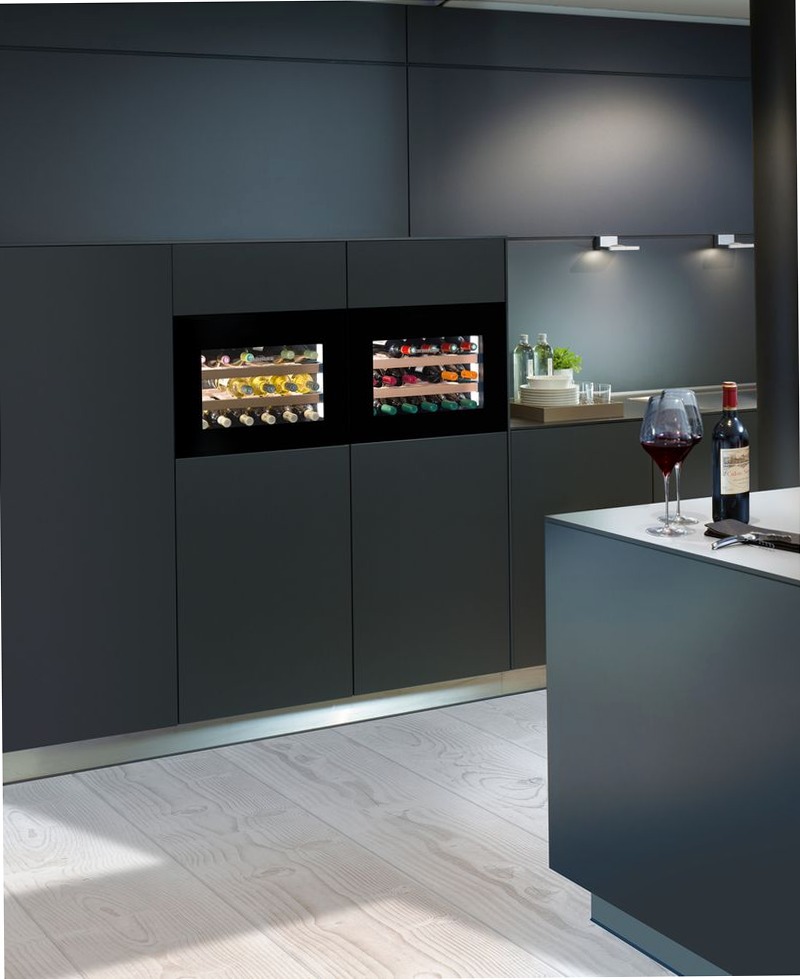 WKEgb 582 GrandCru Cantina Climatizzata