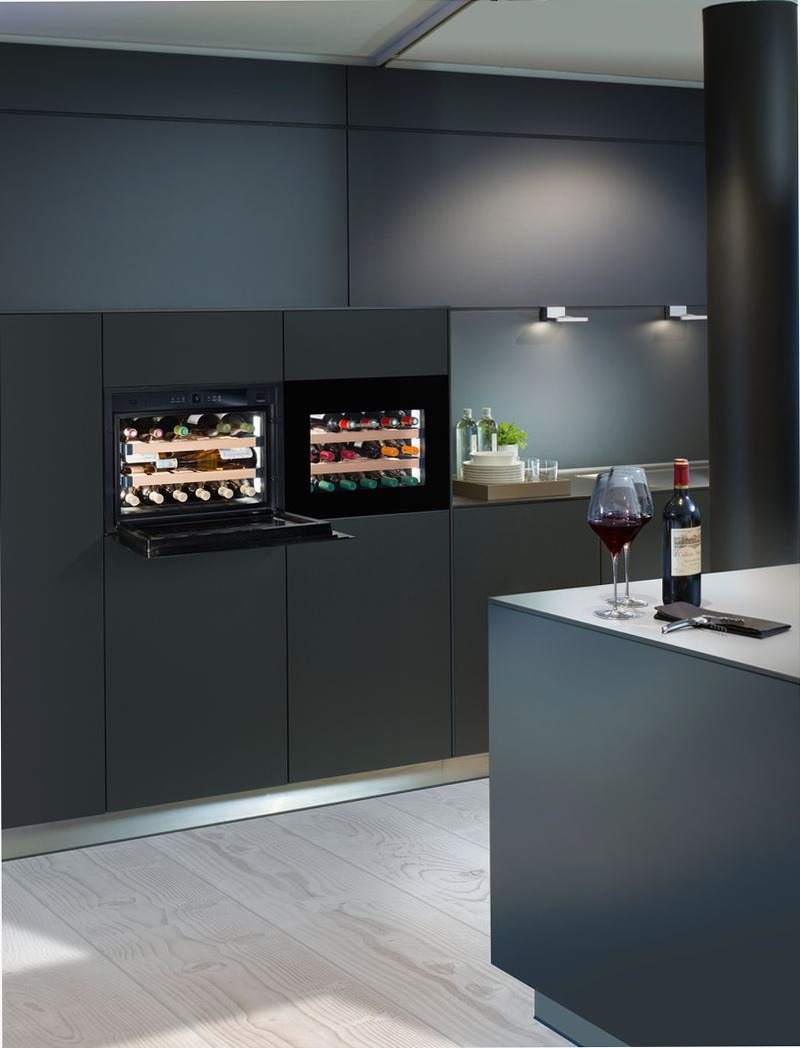 WKEgb 582 GrandCru Cantina Climatizzata