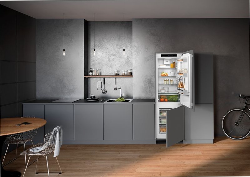 IKGN 51Vc03 Combinazione frigo-congelatore integrabile con EasyFresh e NoFrost