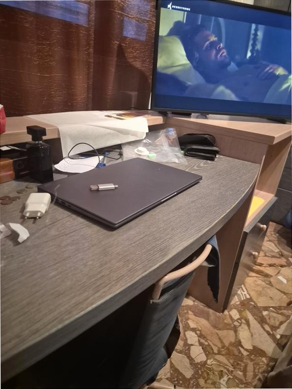 Contattaci | Soluzioni professionali Samsung Italia 2 TB Windows Full HD
