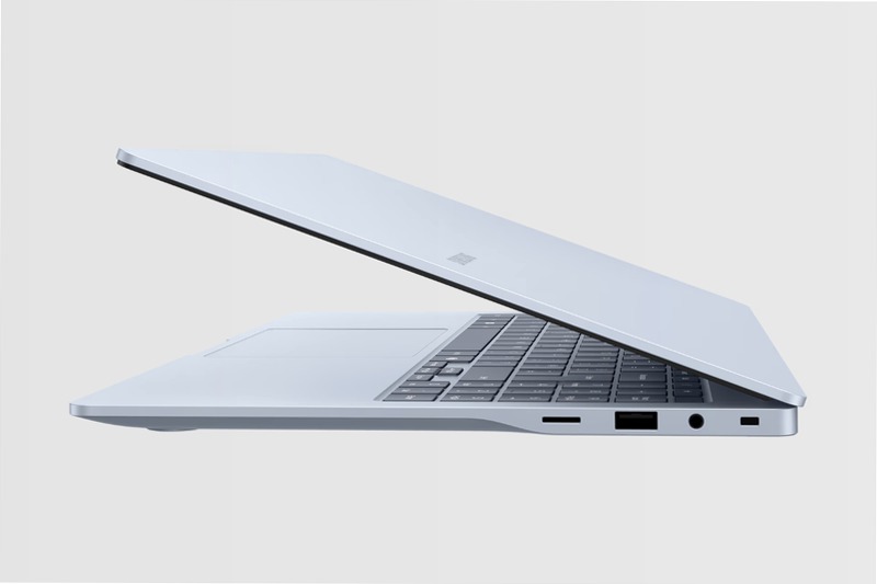 Galaxy Book4 Edge (15.6", X1-26-100, 16GB) Copilot+ PC 15.6" 16 GB Windows 15.6