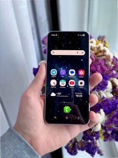 Galaxy A17: Grande Display, Fotocamere Avanzate e Sicurezza 6.7" 4GB Nero