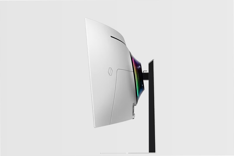 Monitor Gaming Odyssey OLED G9 - G95SD da 49" DQHD Curvo