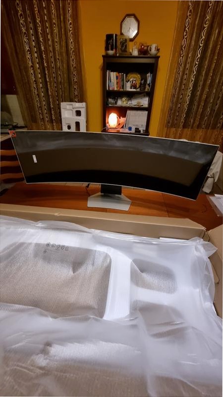 Monitor Gaming Odyssey OLED G9 - G95SD da 49" DQHD Curvo