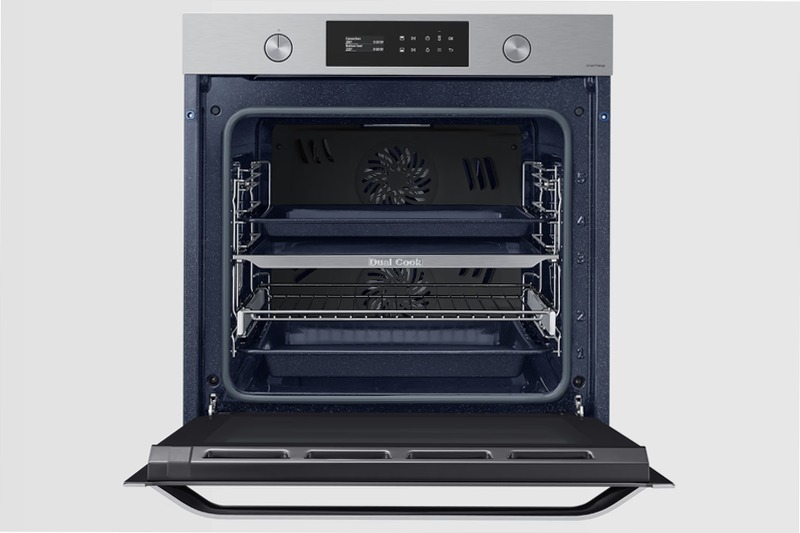 Forno Dual Cook NV75A6549RS - Samsung IT 75 A Nero