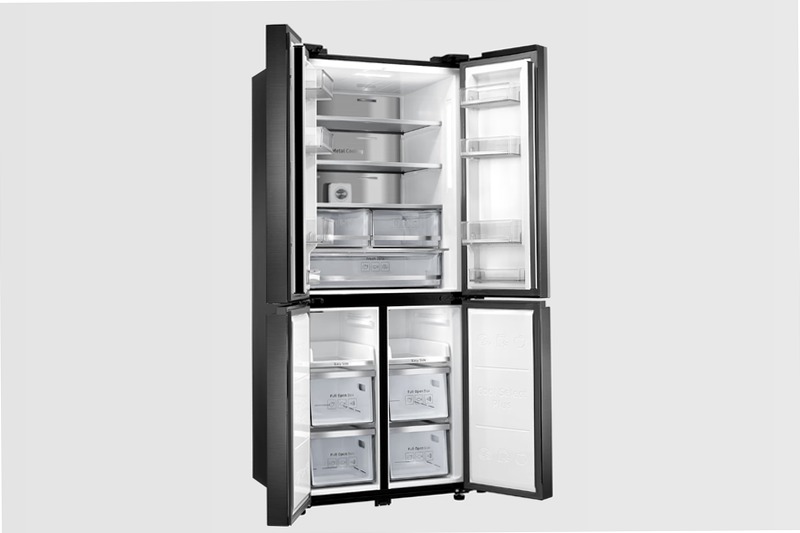 Quattro Porte RF50N5970B1 - Frigorifero Potente e Energeticamente Efficiente