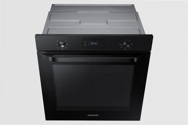 Forno Multifunzione Serie Avant NV75K3340RB | Samsung IT 75 A Nero