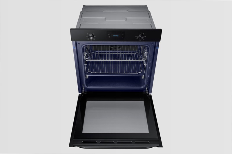 Forno Multifunzione Serie Avant NV75K3340RB | Samsung IT 75 A Nero