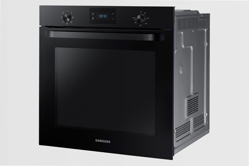 Forno Multifunzione Serie Avant NV75K3340RB | Samsung IT 75 A Nero