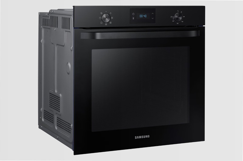 Forno Multifunzione Serie Avant NV75K3340RB | Samsung IT 75 A Nero