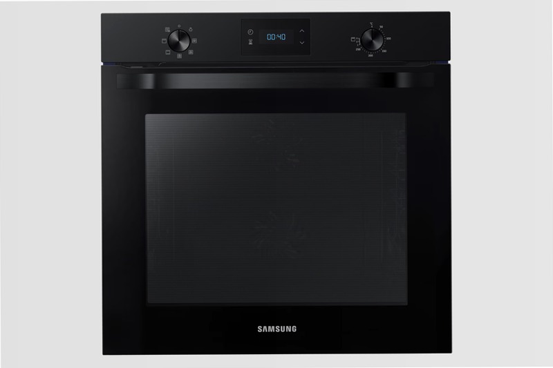 Forno Multifunzione Serie Avant NV75K3340RB | Samsung IT 75 A Nero