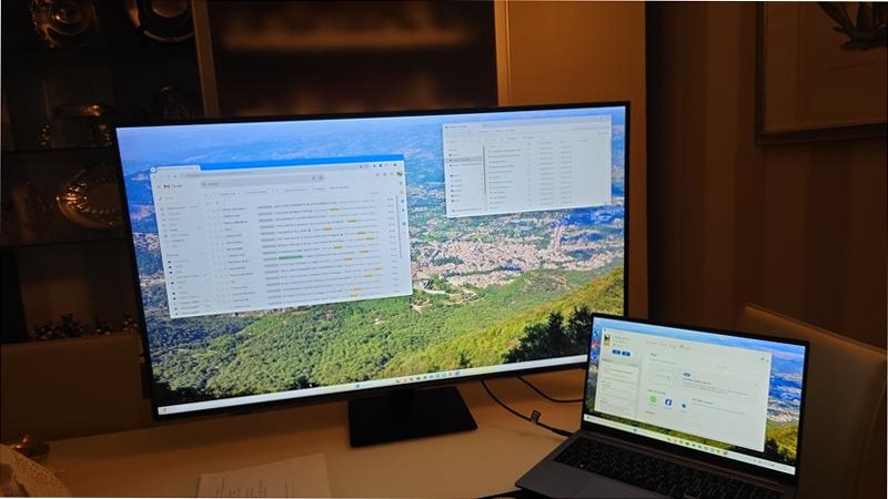 Smart Monitor M7 - M70D da 43'' UHD Flat Nero VA