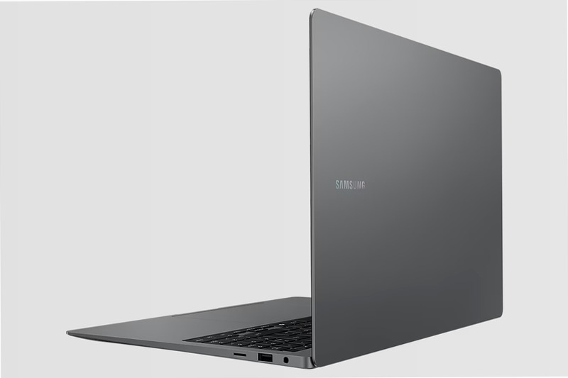 Galaxy Book5 Pro (16”, Ultra 7, 16GB) - Copilot+ PC 16 Windows 16 16GB 16”