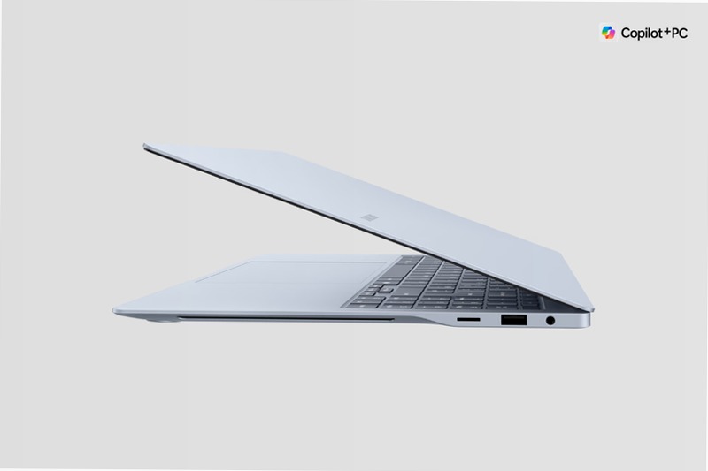 Galaxy Book4 Edge (16", X Elite, 16GB), Copilot+ PC Windows 16 22 16"