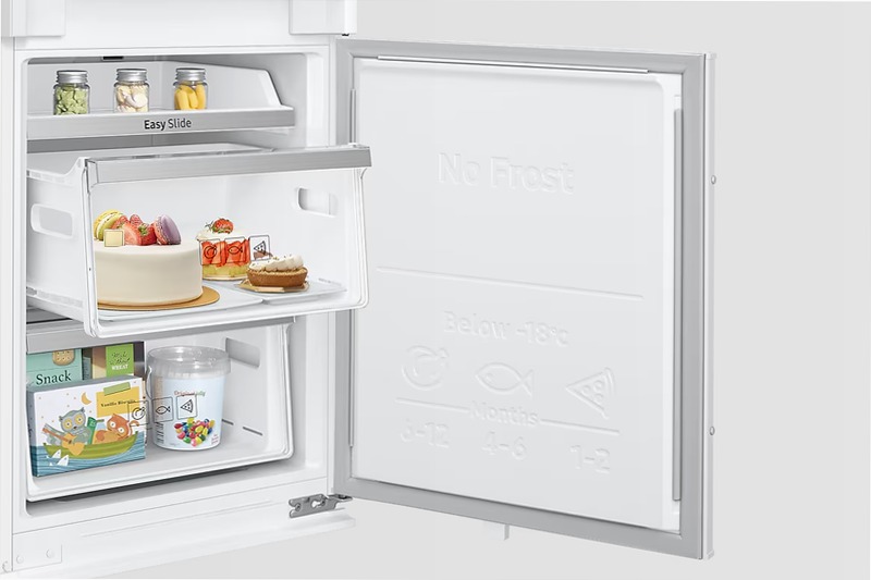 Frigorifero Combinato F1RST™ BRB260087WW Bianco Incasso