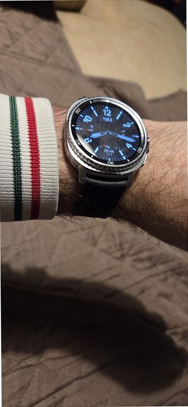 Galaxy Watch8 Classic (Bluetooth, 46 mm)