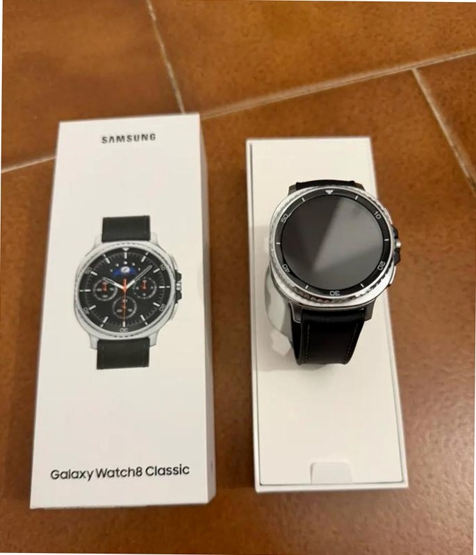 Galaxy Watch8 Classic (Bluetooth, 46 mm)
