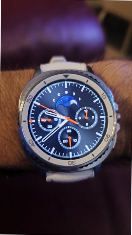 Galaxy Watch8 Classic (Bluetooth, 46 mm)