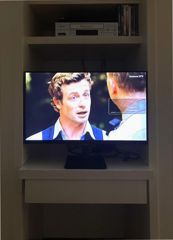 24" Full HD F6000 Smart TV (2025) Nero