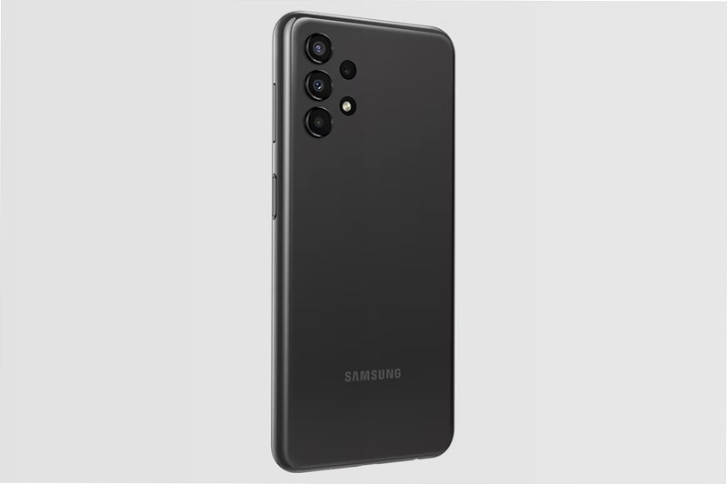 Galaxy A13 - Schermo 6.6 pollici e sistema fotocamera quadruple 6.6" 8GB Nero