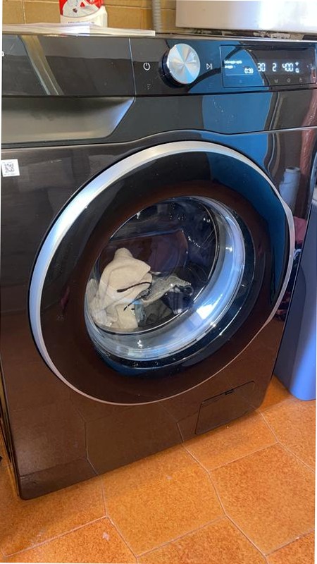 Lavatrice Samsung AI Control Ecodosatore 10Kg Nero
