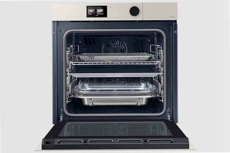 Forno a Vapore BESPOKE Dual Cook Steam Serie 7 NV7B7997ABA/U5 | Samsung IT