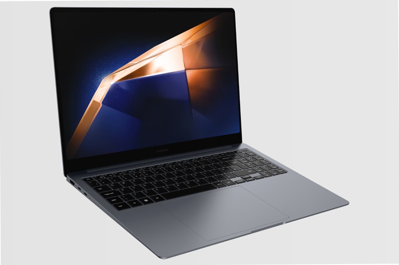 Galaxy Book4 Ultra - Performance e Creatività 16 GB Windows 16 pollici