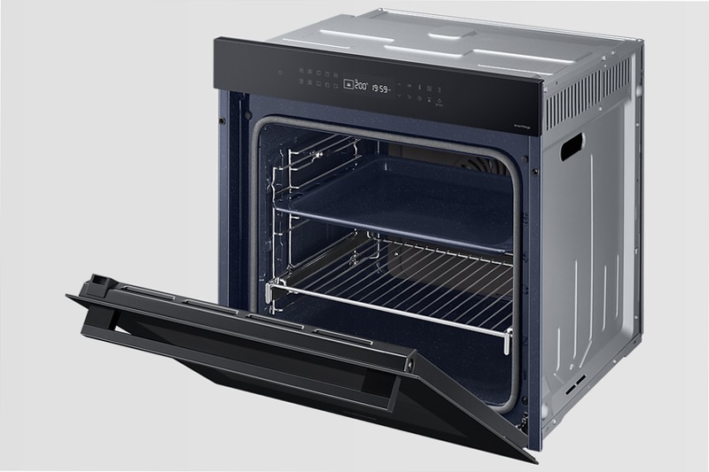 Forno Multifunzione Samsung Serie 4 76L NV7B4040VBK A