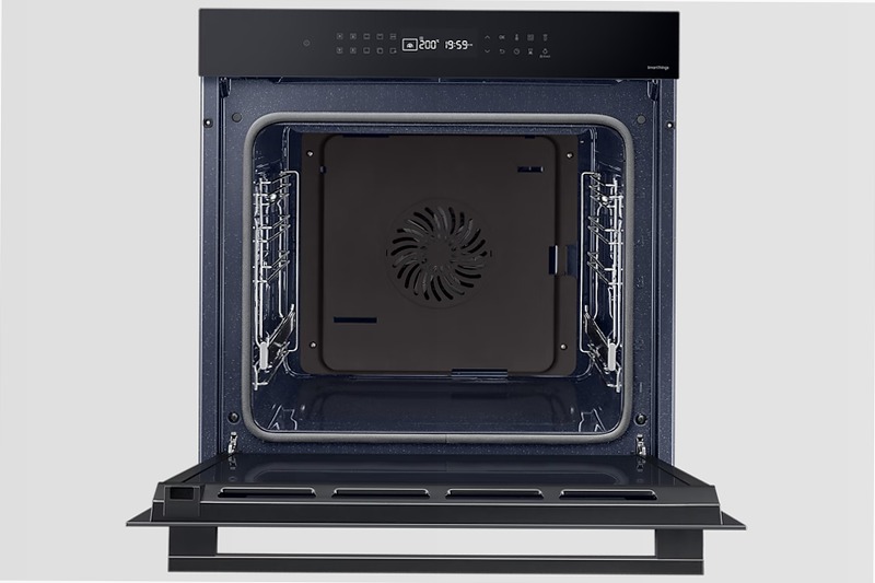 Forno Multifunzione Samsung Serie 4 76L NV7B4040VBK A