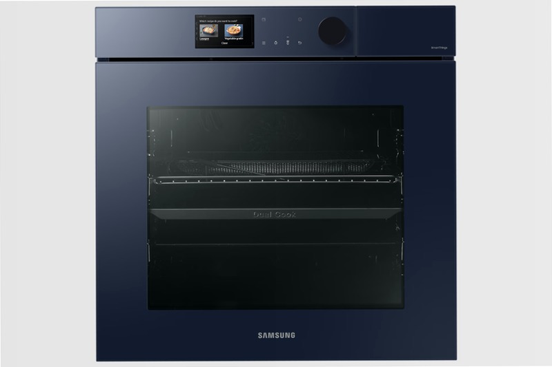 Forno a Vapore BESPOKE Dual Cook Steam Serie 7 NV7B7977CBN/U5 | Samsung IT 76 Blu