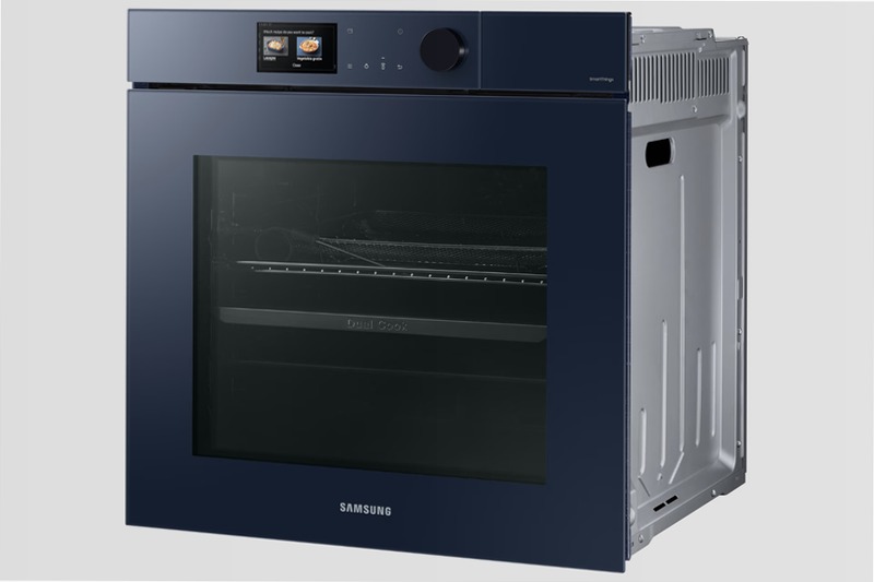 Forno a Vapore BESPOKE Dual Cook Steam Serie 7 NV7B7977CBN/U5 | Samsung IT 76 Blu