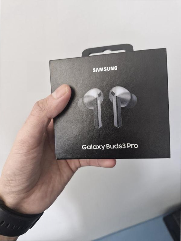 Galaxy Buds3 Pro - Audio Premium e Tecnologia Avanzata
