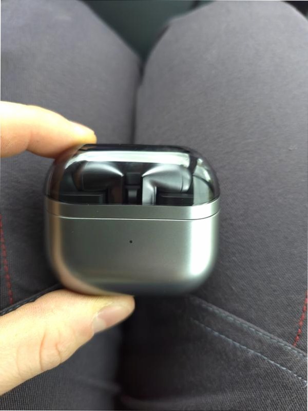 Galaxy Buds3 Pro - Audio Premium e Tecnologia Avanzata