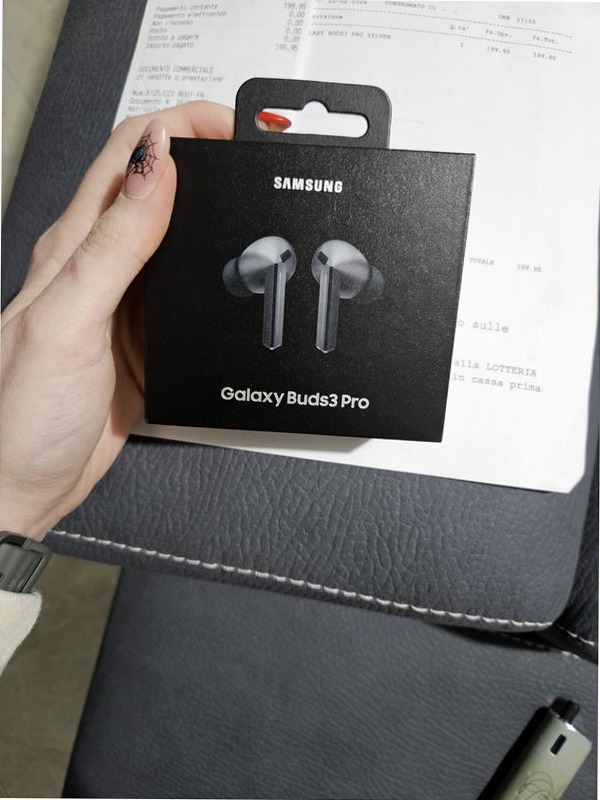 Galaxy Buds3 Pro - Audio Premium e Tecnologia Avanzata