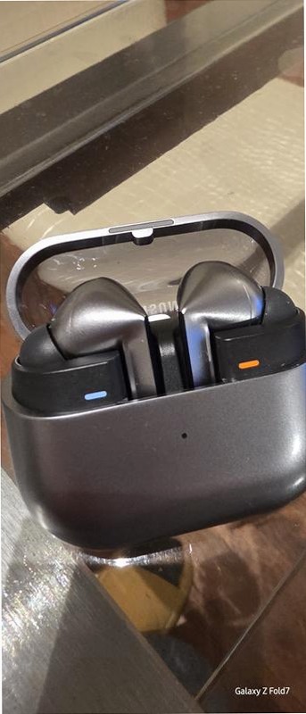 Galaxy Buds3 Pro - Audio Premium e Tecnologia Avanzata