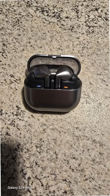 Galaxy Buds3 Pro - Audio Premium e Tecnologia Avanzata