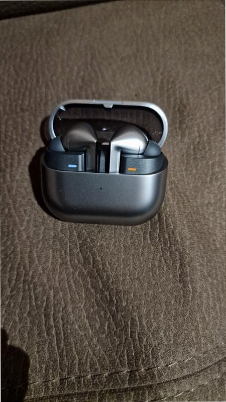 Galaxy Buds3 Pro - Audio Premium e Tecnologia Avanzata