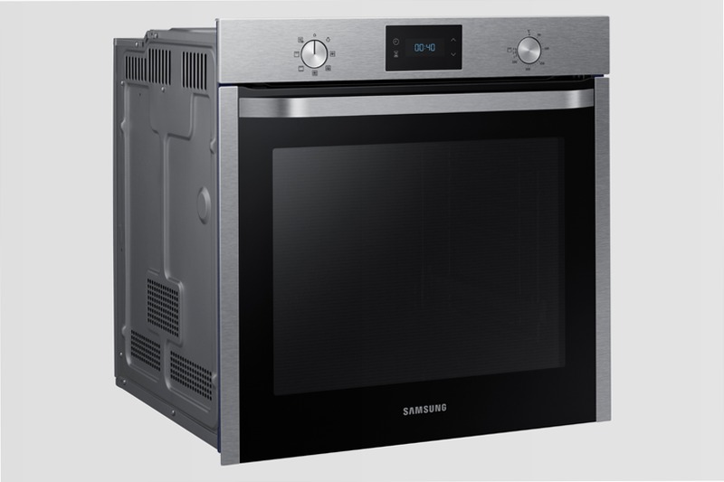 Forno Multifunzione Serie Avant NV75K3340RS | Samsung IT 75 A