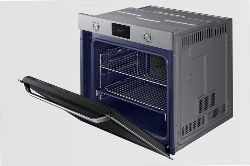 Forno Multifunzione Serie Avant NV75K3340RS | Samsung IT 75 A