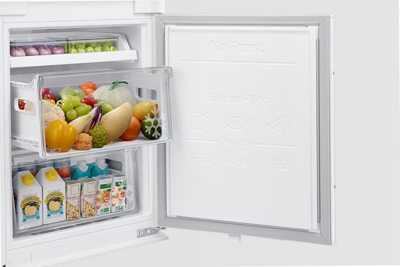Frigorifero Combinato F1rst 60 AI - 1.78m², 264L No Frost Bianco D Incasso