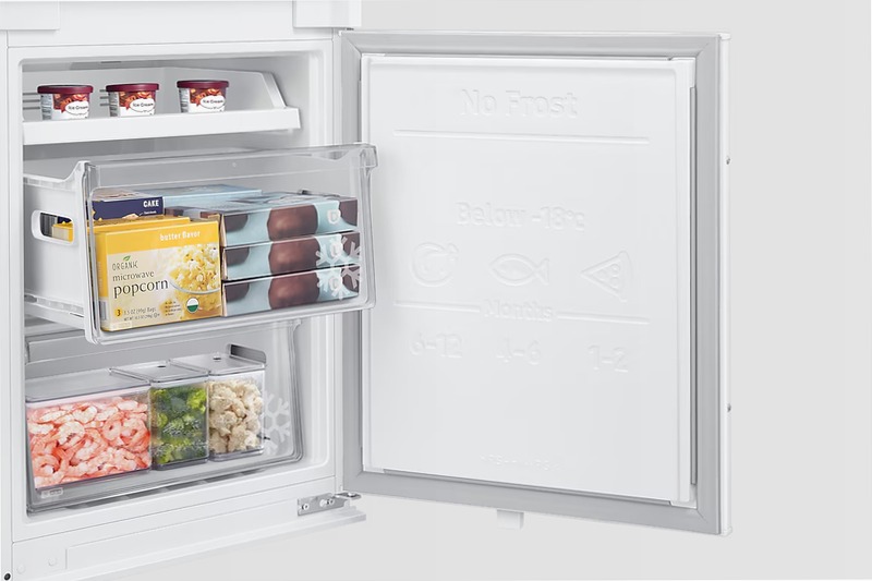Frigorifero Combinato F1rst 60 AI - 1.78m², 264L No Frost Bianco D Incasso