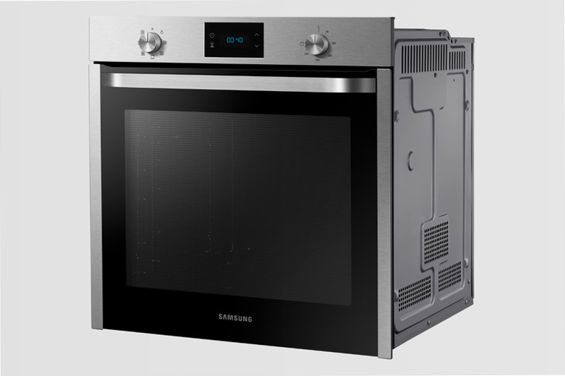Forno Multifunzione NV75J3140RS | Samsung IT 75 A Nero