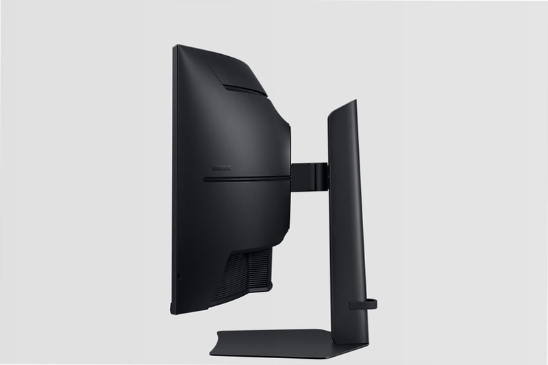 Monitor HRM ViewFinity S8 - S85TH da 40" WUHD Curvo Nero VA 5120 x 2160