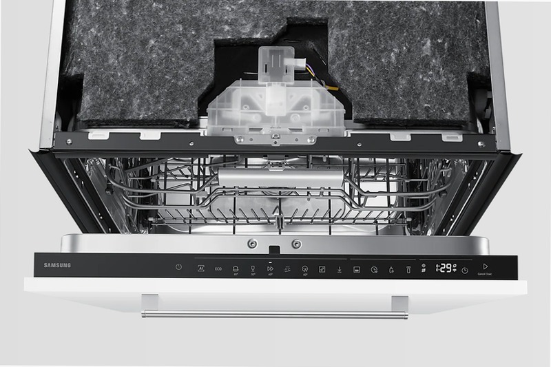 Lavastoviglie Samsung Serie 80 AI DW80H73WAB0 A 14 Bianco Incasso