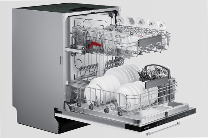 Lavastoviglie Cerniere Rototraslanti DW60A8040IB - Samsung IT C 13 Incasso