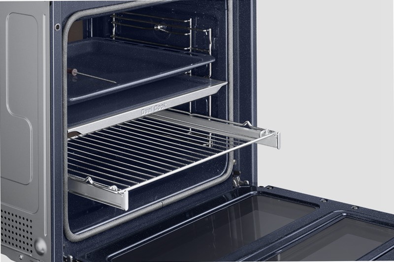 Forno Dual Cook Flex™ Serie 4 NV7B4340UBS | Samsung Italia 76 A Nero