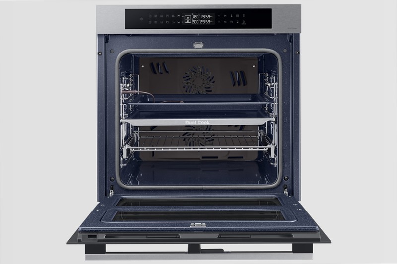 Forno Dual Cook Flex™ Serie 4 NV7B4340UBS | Samsung Italia 76 A Nero