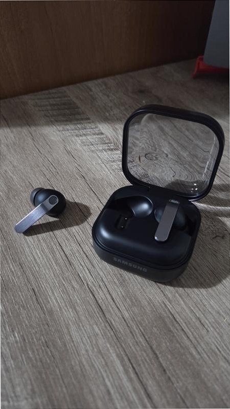 Galaxy Buds4 Pro