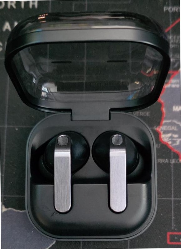 Galaxy Buds4 Pro