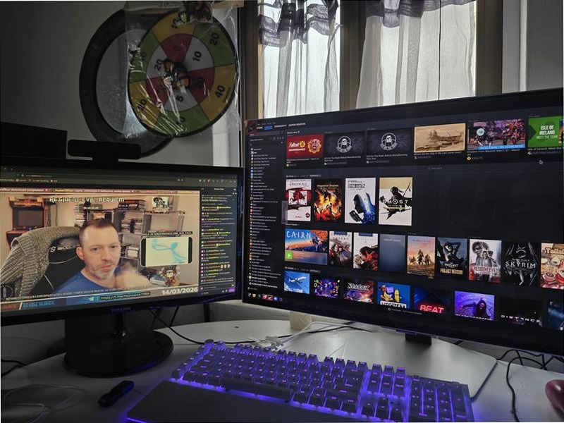 Monitor Gaming Odyssey OLED G8 da 32" UHD Flat